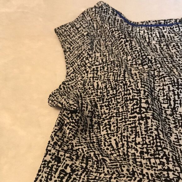 Motherhood Maternity Black & White Blouse - Size M - Picture 12 of 12